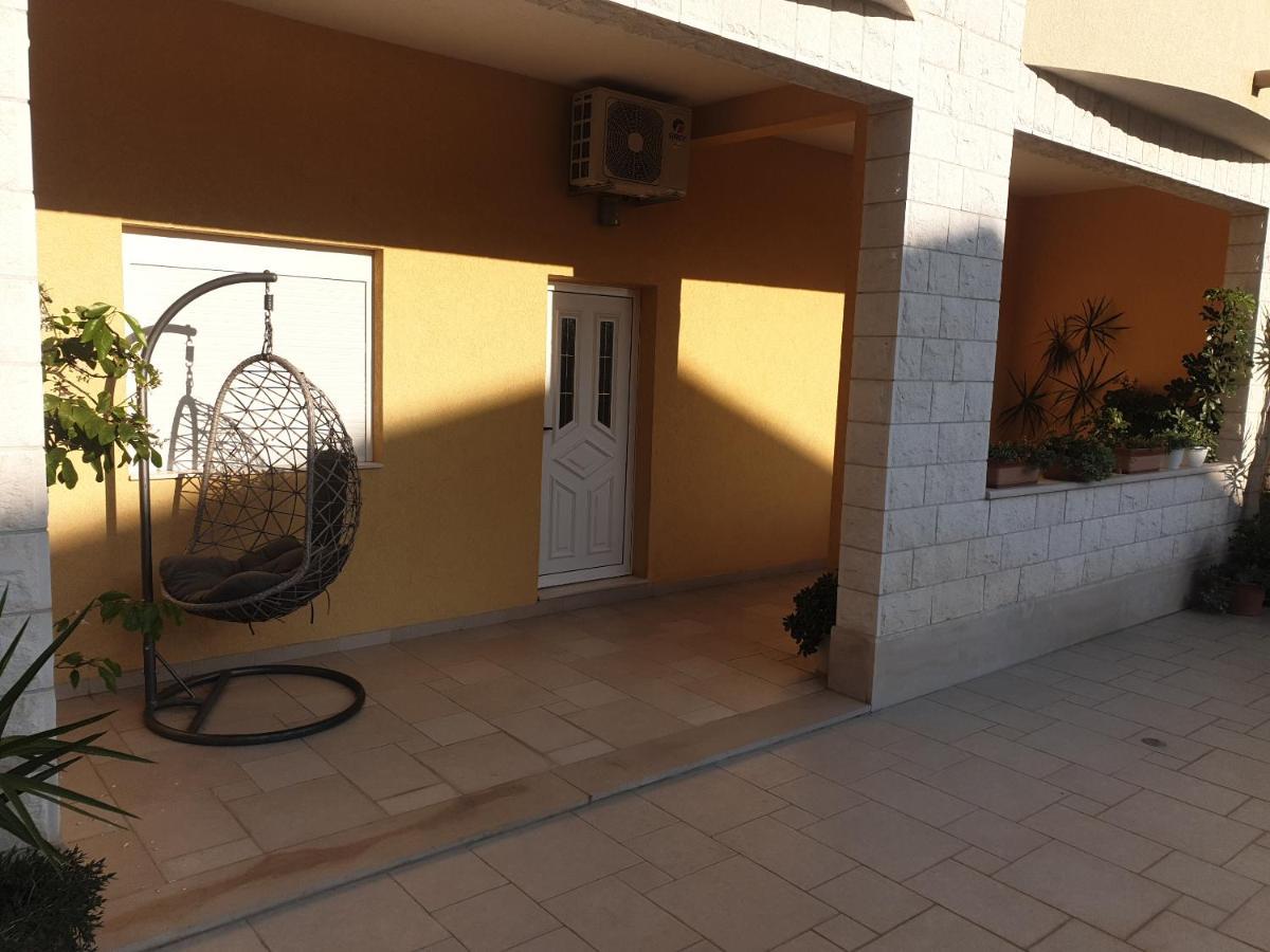 Villa Vujcic Makarska Exteriör bild
