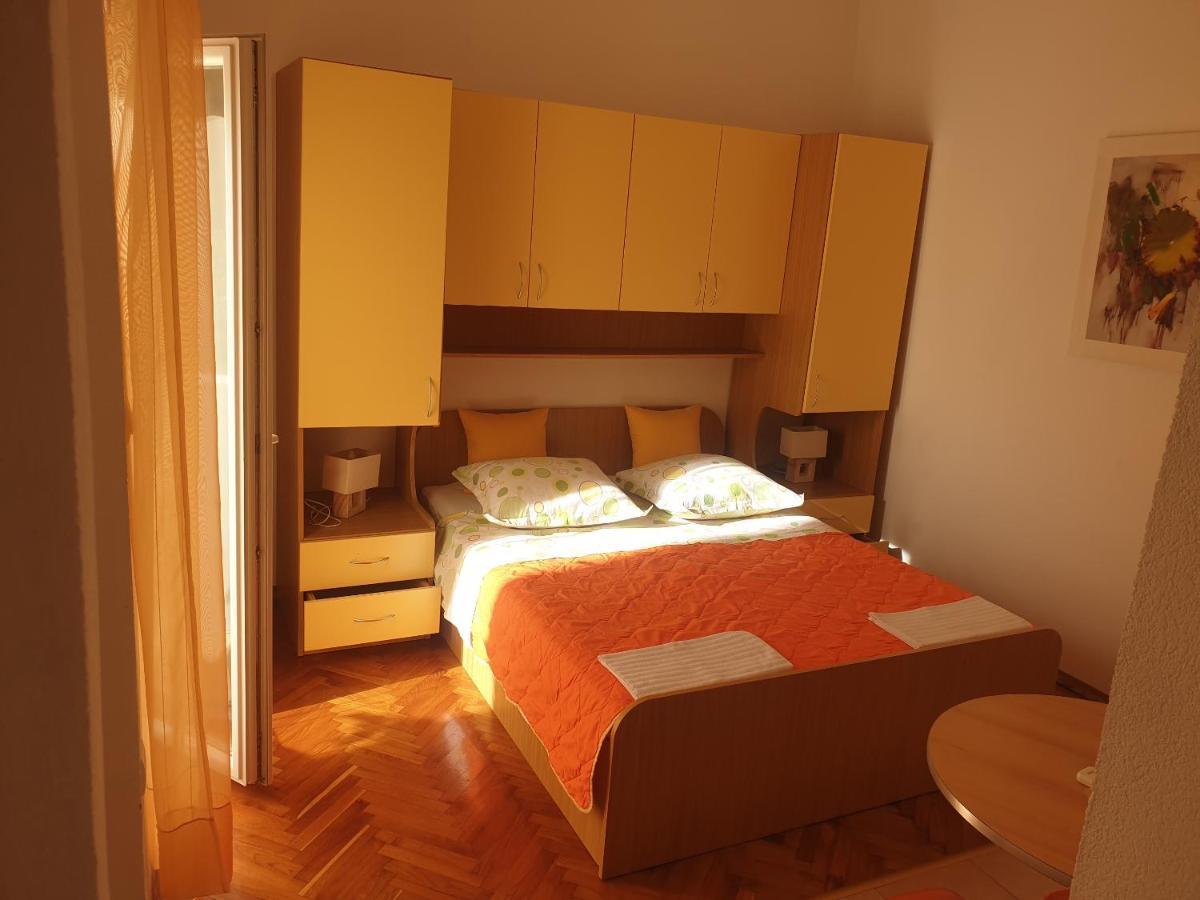 Villa Vujcic Makarska Exteriör bild