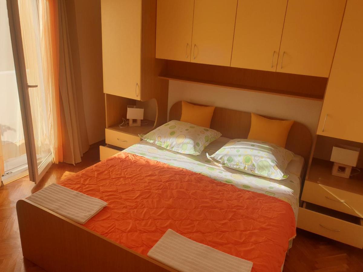 Villa Vujcic Makarska Exteriör bild
